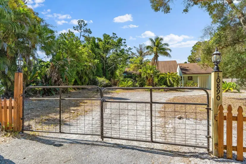 Picture of 10890 SE Linden Street, Jupiter FL 33469