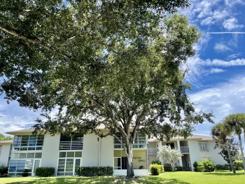 Picture of 1 Lake Vista Trail 202, Port St Lucie FL 34952