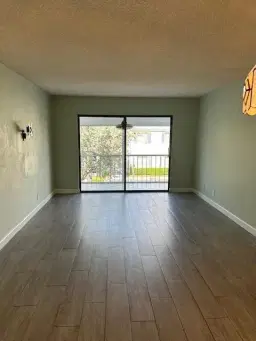 Picture of 130 Cypress Club Dr 323, Pompano Beach, FL 33060