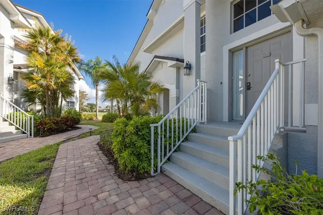 Picture of 5889 Three Iron Dr 1403, Naples, FL 34110