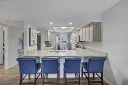 Picture of 4719 SE 17Th Pl 208, Cape Coral, FL 33904