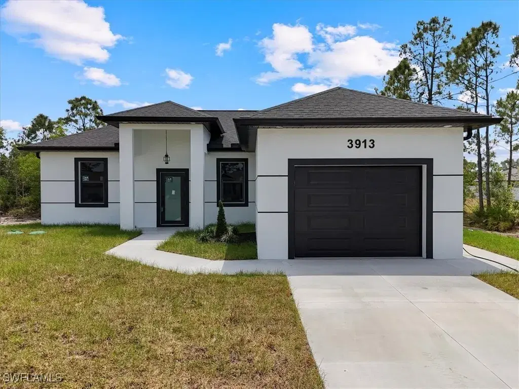 Picture of 3913 4Th St Sw, Lehigh Acres, FL 33976