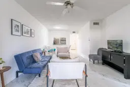 Picture of 10402 Sunrise Lakes Blvd 107, Sunrise, FL 33322