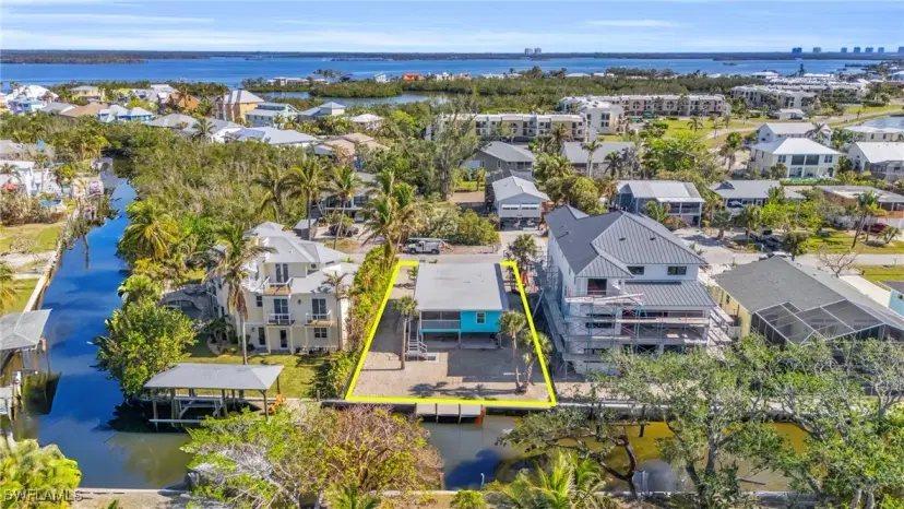 Picture of 270 Dundee Rd, Fort Myers Beach FL 33931