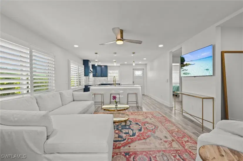 Picture of 270 Dundee Rd, Fort Myers Beach FL 33931