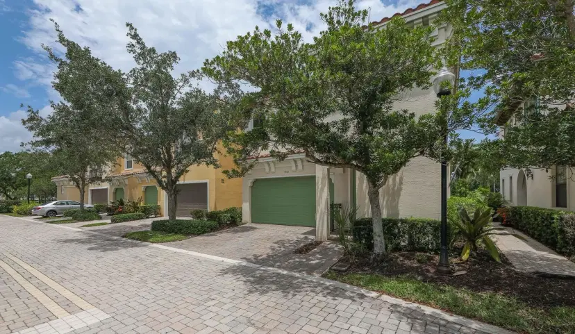 Picture of 3360 NW 124Th Ter, Sunrise FL 33323