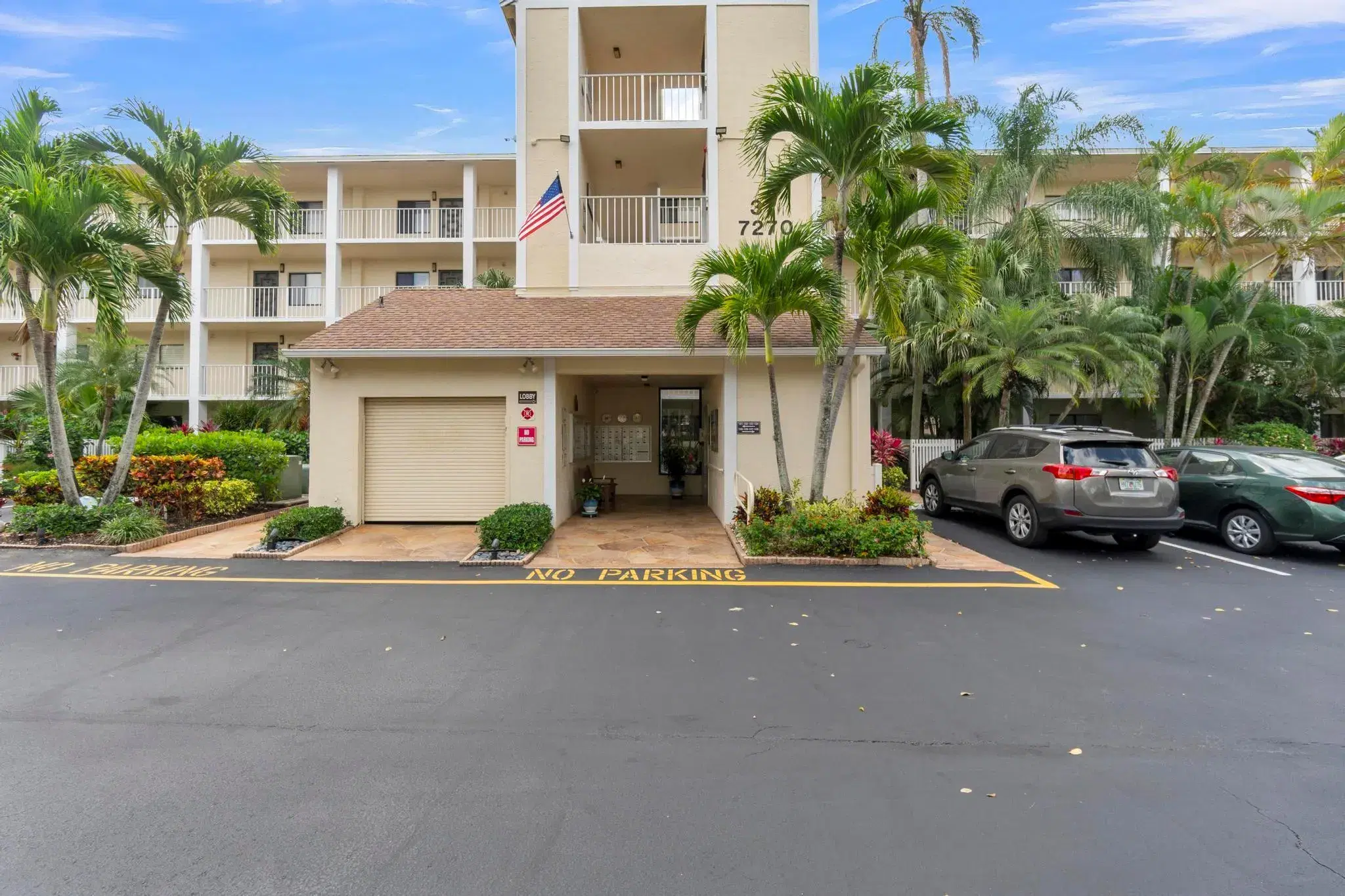 Picture of 7270 Ashford Place 104, Delray Beach, FL 33446