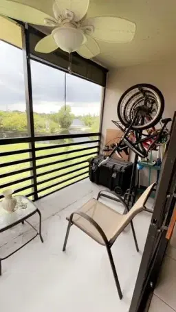 Picture of 10466 Sunrise Lakes Blvd 307, Sunrise, FL 33322