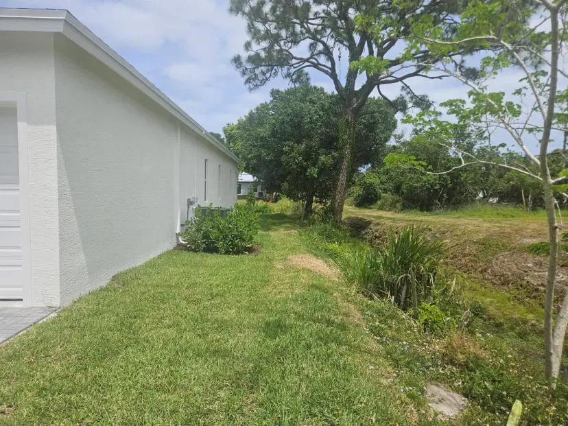 Picture of 5227 SE Isabelita Avenue, Stuart FL 34997