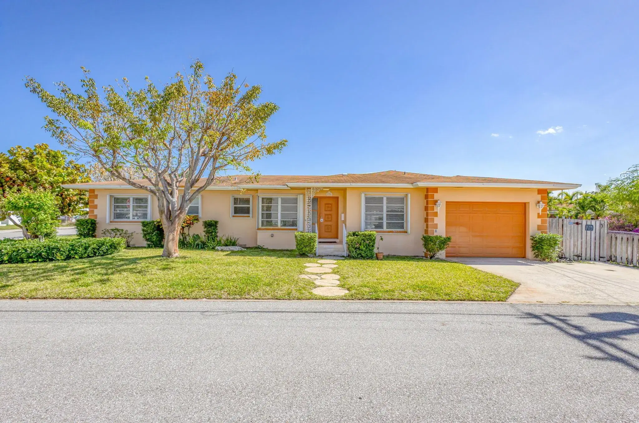 Picture of 1331 N K Street, Lake Worth Beach, FL 33460