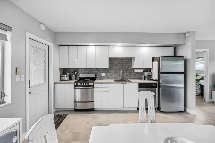 Picture of 223 S Federal Hwy 79, Dania Beach FL 33004