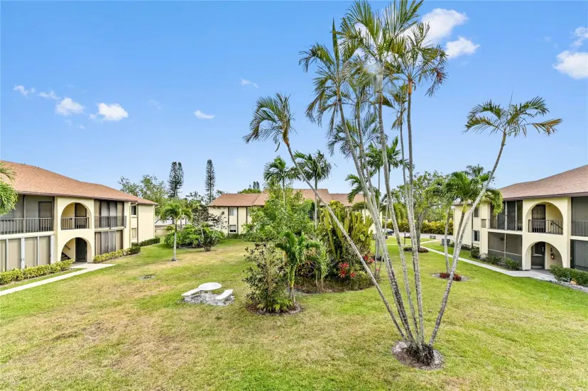 Picture of 3560 Pine Needle Dr B-2, Greenacres FL 33463