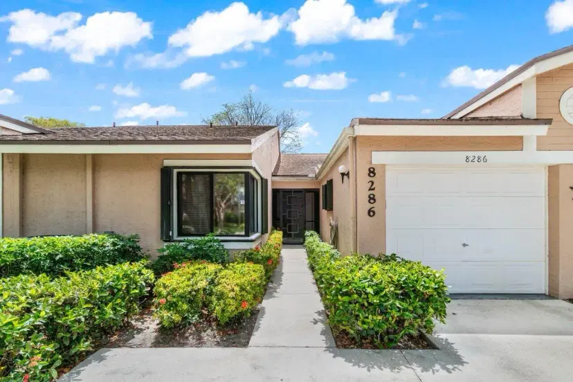 Picture of 8286 Springlake Drive, Boca Raton FL 33496