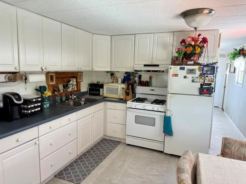 Picture of 11055 SE Federal Highway 57, Hobe Sound FL 33455