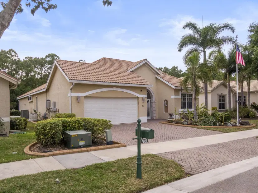 Picture of 731 SW Great Exuma Cove, Port St Lucie FL 34986