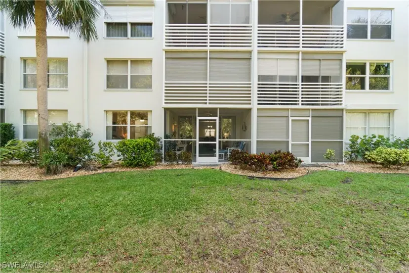 Picture of 290 Naples Cove Dr 2103, Naples FL 34110