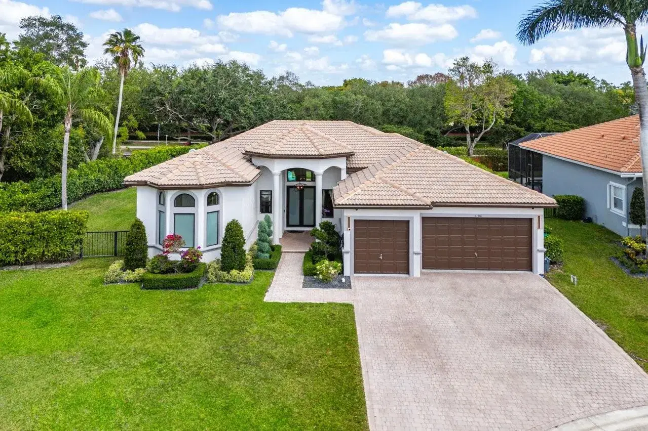 Picture of 11961 NW 11Th Ct, Coral Springs, FL 33071