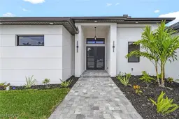 Picture of 806 Santa Barbara Blvd, Cape Coral, FL 33991