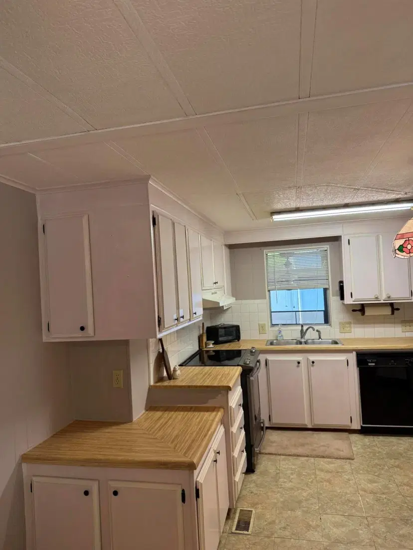 Picture of 8053 SE Patriot Avenue, Hobe Sound FL 33455