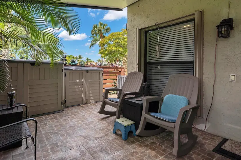 Picture of 11867 SW 12 Pl, Davie FL 33325