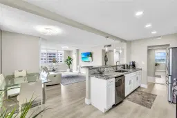 Picture of 4330 Hillcrest Dr 810, Hollywood, FL 33021