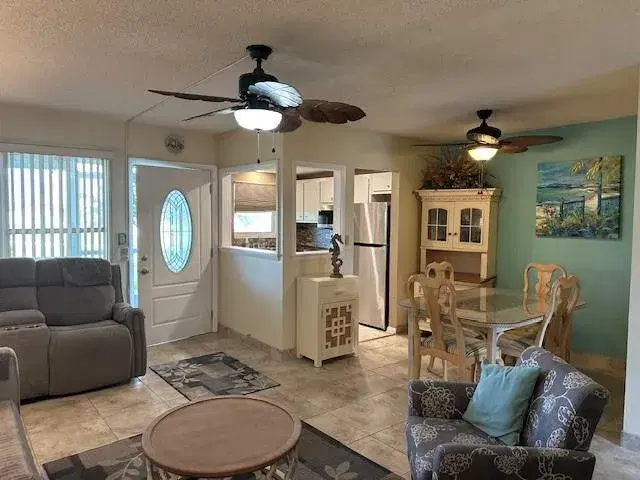 Picture of 808 SE 7Th Street 101B, Deerfield Beach FL 33441