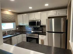 Picture of 808 SE 7Th Street 101B, Deerfield Beach, FL 33441