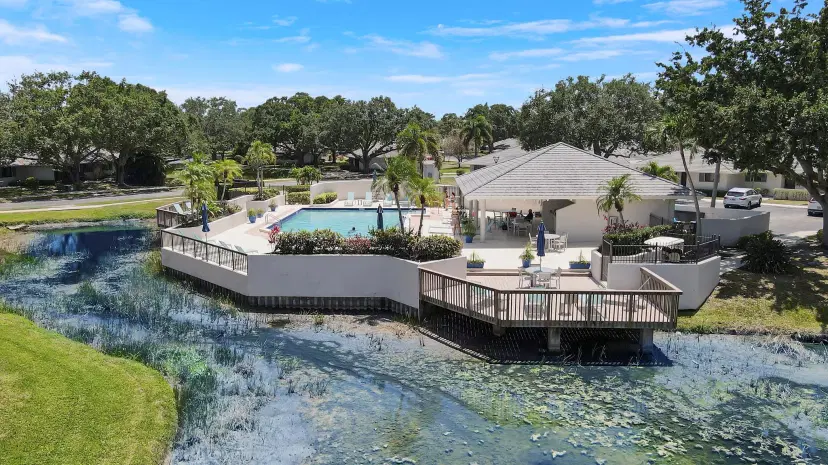 Picture of 901 Club Drive, Palm Beach Gardens FL 33418