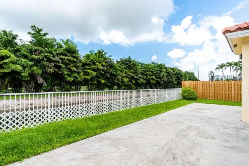 Picture of 5312 NW 106Th Ct, Doral FL 33178