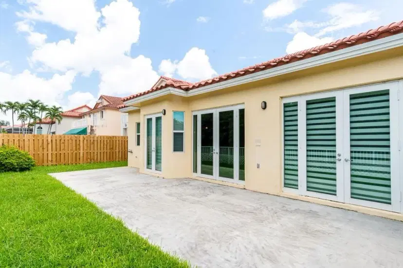 Picture of 5312 NW 106Th Ct, Doral FL 33178