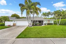 Picture of 2479 Pinewoods Cir 1, Naples, FL 34105