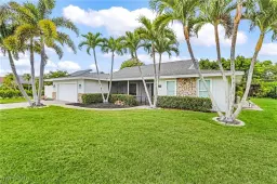 Picture of 2479 Pinewoods Cir 1, Naples, FL 34105