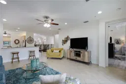 Picture of 6537 Monterey Pt 202, Naples, FL 34105