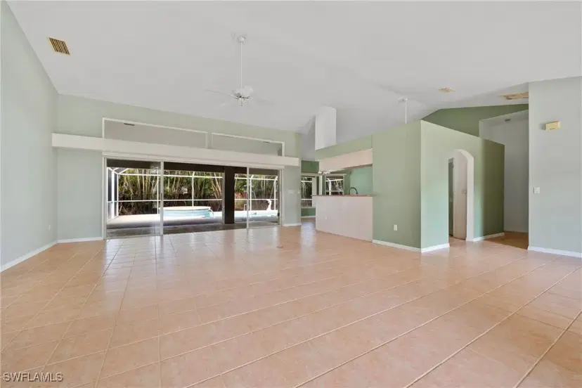 Picture of 11670 Pine Hammock Cir, Fort Myers, FL 33919