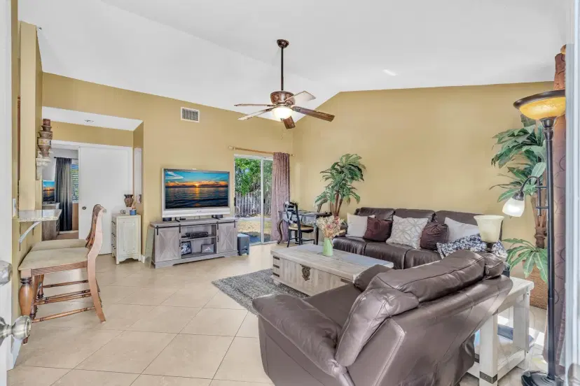 Picture of 8727 Spring Valley Dr, Boynton Beach FL 33472