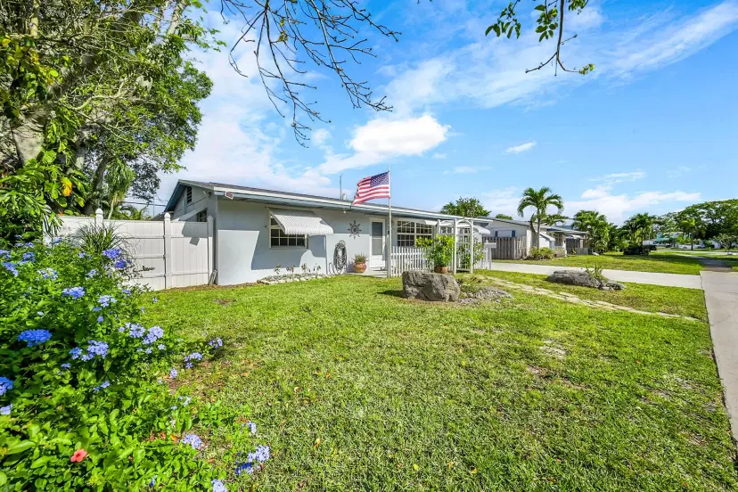 Picture of 708 Cinnamon Road, North Palm Beach FL 33408