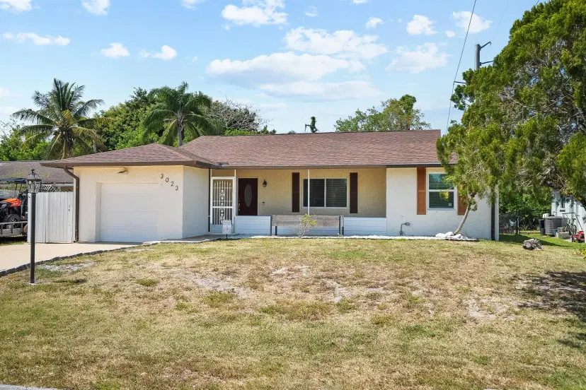 Picture of 3023 SE Bamboo Street, Stuart FL 34997
