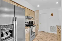 Picture of 7102 NW 93Rd Ave, Tamarac, FL 33321
