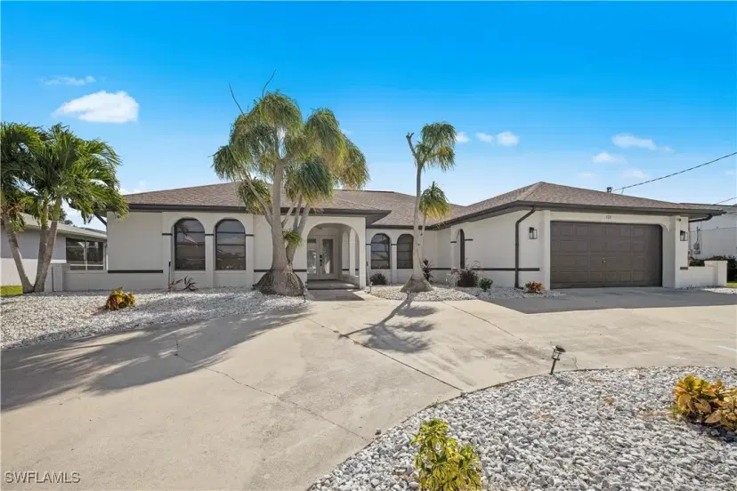 Picture of 828 SW 51St Ter, Cape Coral FL 33914