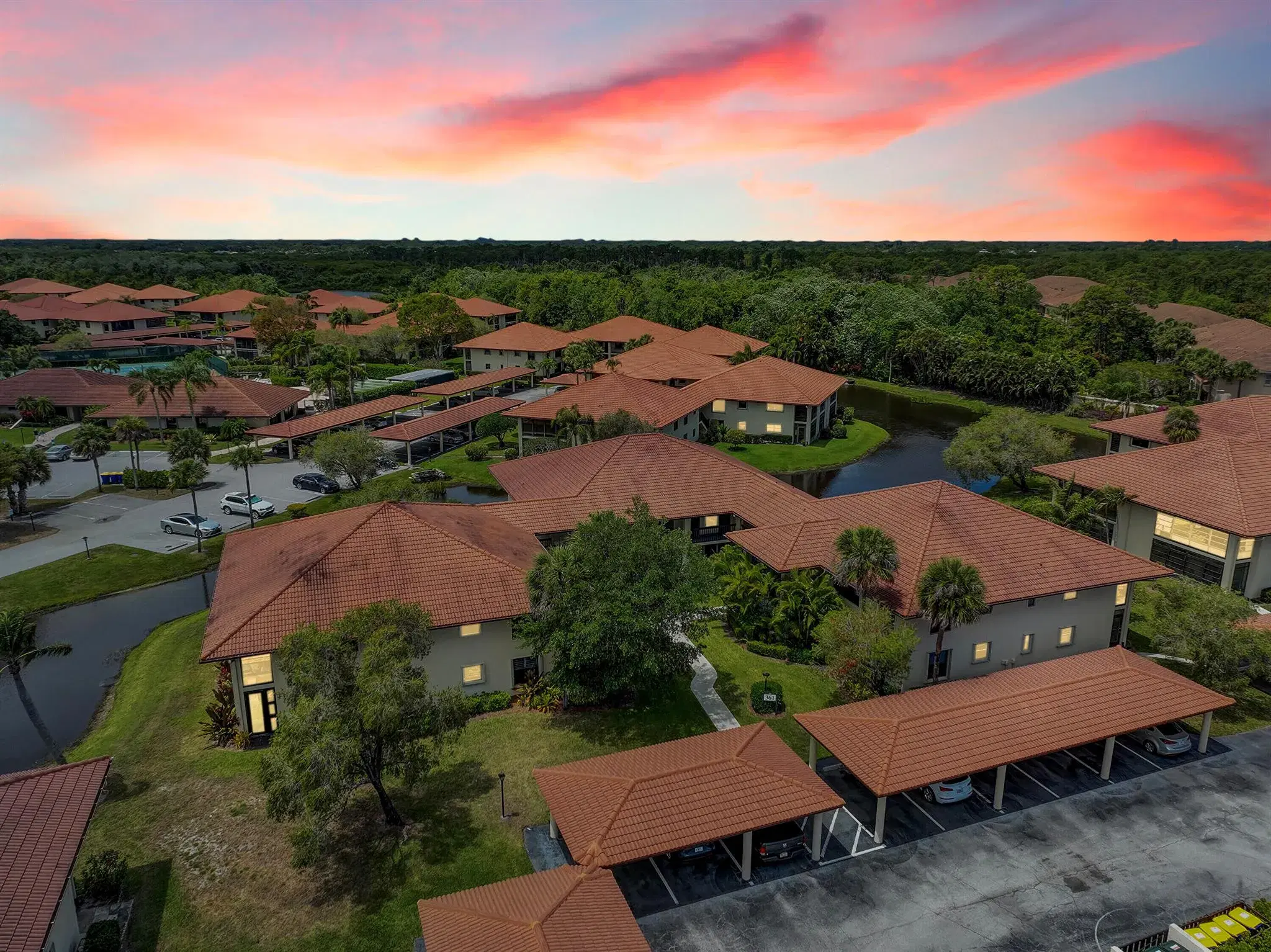 Picture of 361 SW South River Drive 103, Stuart, FL 34997