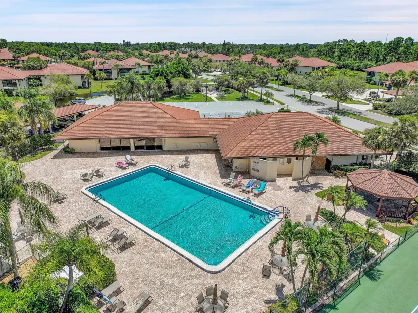 Picture of 361 SW South River Drive 103, Stuart FL 34997