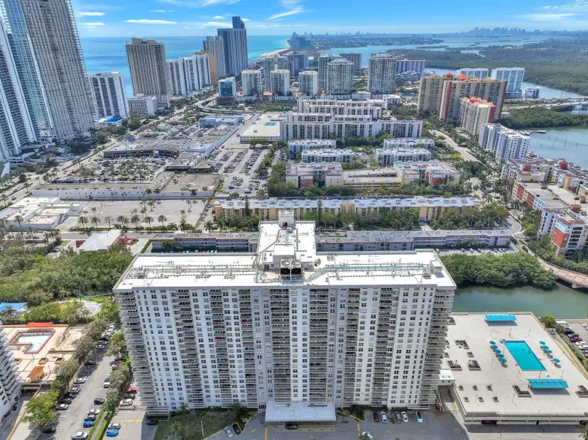 Picture of 230 174Th St 901, Sunny Isles Beach FL 33160