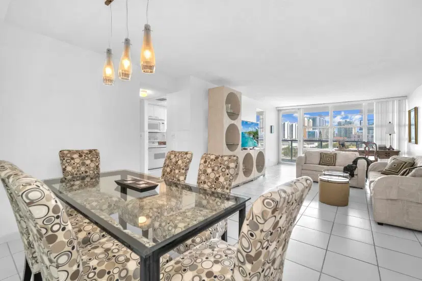 Picture of 230 174Th St 901, Sunny Isles Beach FL 33160