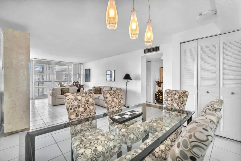 Picture of 230 174Th St 901, Sunny Isles Beach FL 33160
