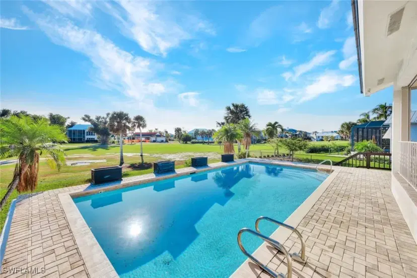 Picture of 1304 Par View Dr, Sanibel FL 33957