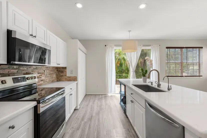 Picture of 18778 Sw 28 18778, Miramar FL 33029
