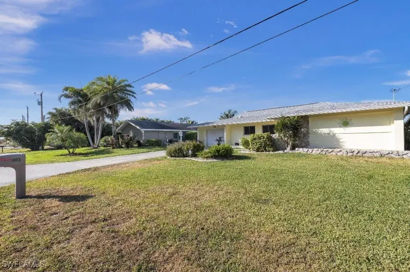 Picture of 1322 SE 42Nd St, Cape Coral FL 33904