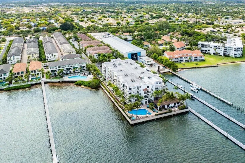 Picture of 2678 N Federal Highway 32, Boynton Beach FL 33435