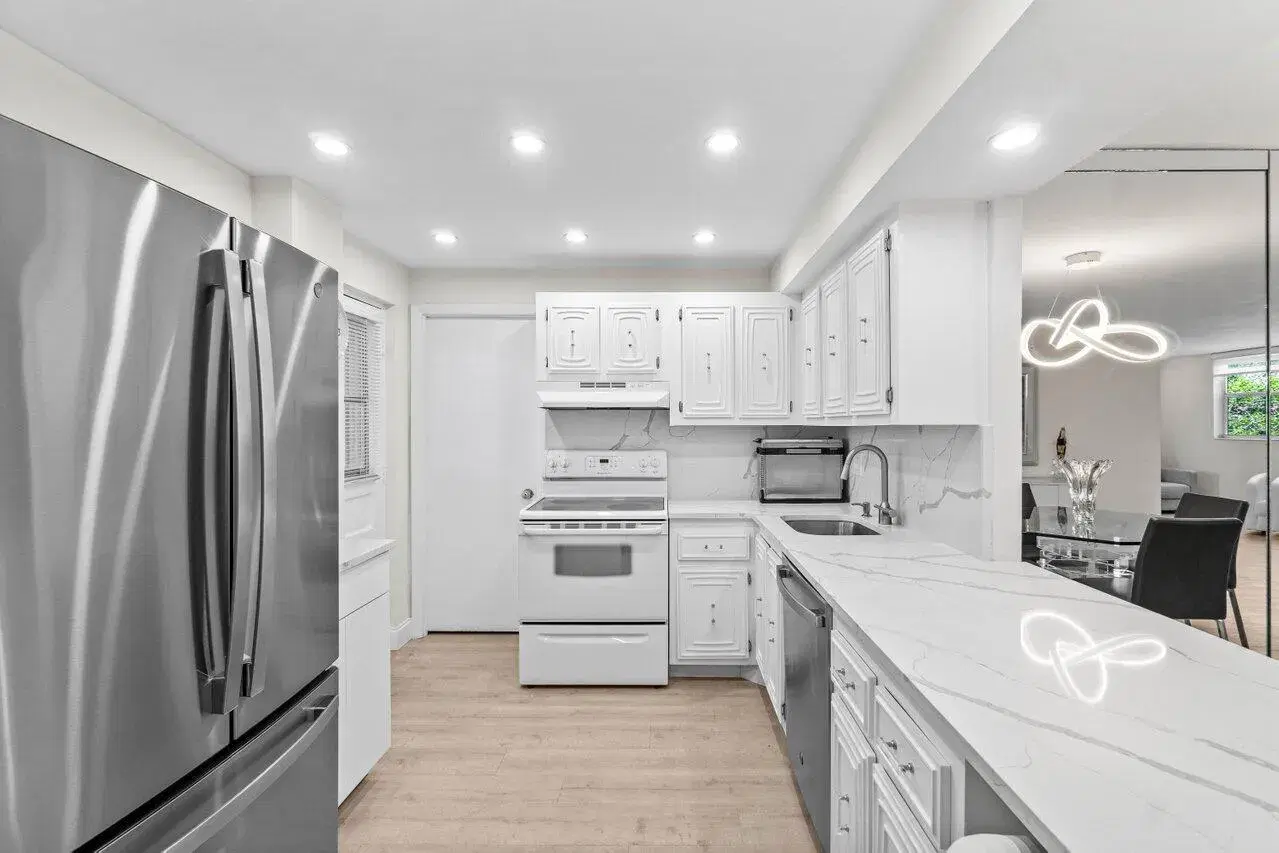 Picture of 6461 NW 2Nd Ave Avenue 411, Boca Raton, FL 33487