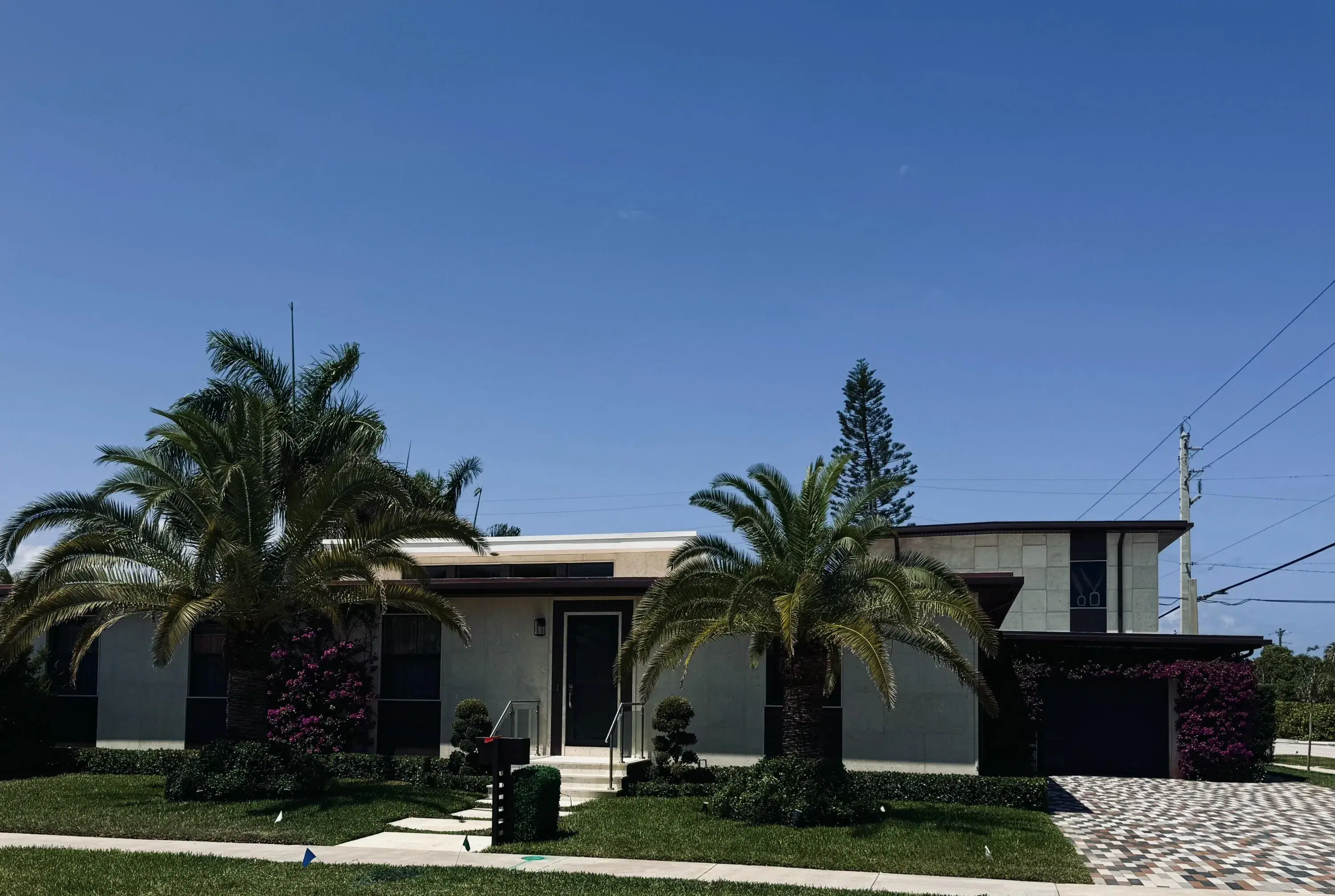 Picture of 301 Palmetto Street, West Palm Beach, FL 33405